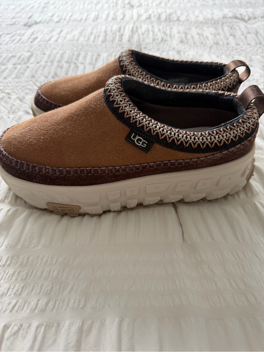 UGG® All-Gender Venture Daze Clog - Chestnut / Ceramic Women’s Size 9